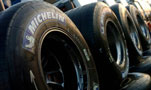 breite Autoreifen der Formel 1